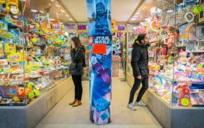 30 Best Cognitive Bias Examples: Definition & Why It Matters